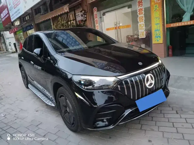 Mercedes-Benz EQE SUV — Фото автомобиля 2