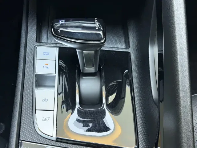 Hyundai Elantra — Фото автомобиля 11