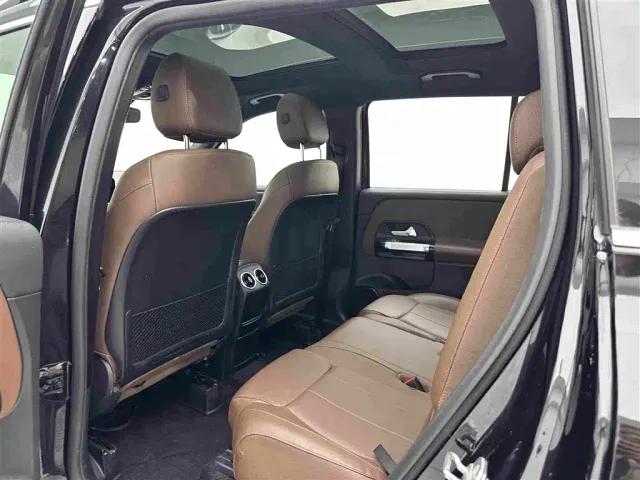 Mercedes-Benz GLB-Class — Фото автомобиля 19