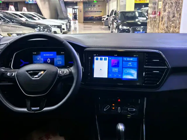 Jetta VS7 — Фото автомобиля 12