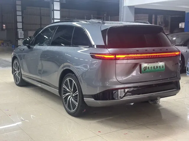 XPeng XPeng G9 2022 650 Launch Edition — Фото автомобиля 4