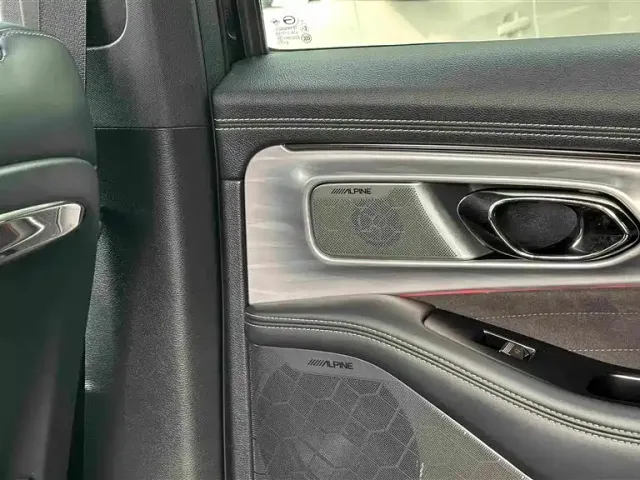 GAC Trumpchi GS8 — Фото автомобиля 13