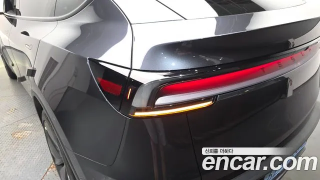 Tesla Model Y Модель Y — Фото автомобиля 22
