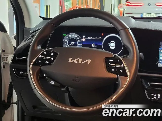 Kia Niro New — Фото автомобиля 9