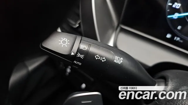 Kia Seltos New — Фото автомобиля 25