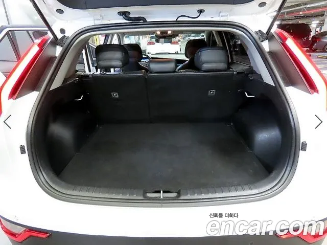 Kia Niro New — Фото автомобиля 18