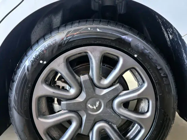 Wuling Starlight — Фото автомобиля 12