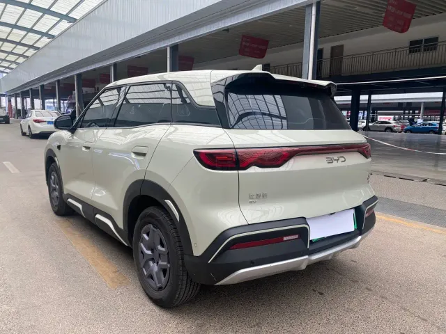 BYD Yuan UP — Фото автомобиля 10
