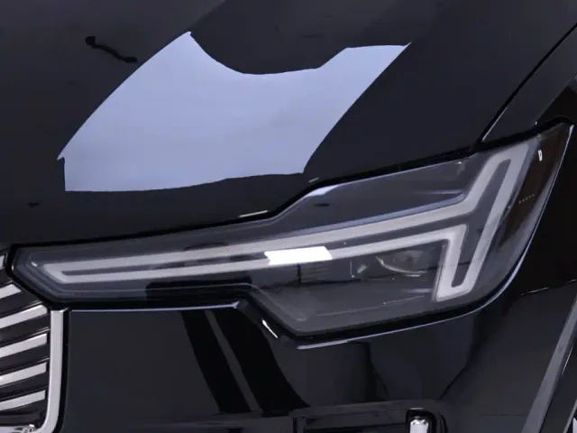 Volvo XC90 — Фото автомобиля 4