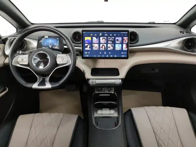 BYD Dolphin — Фото автомобиля 12