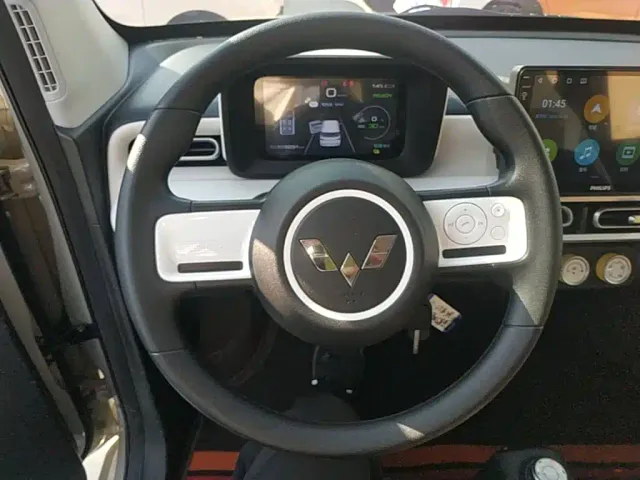 Wuling Hongguang Mini EV — Фото автомобиля 10