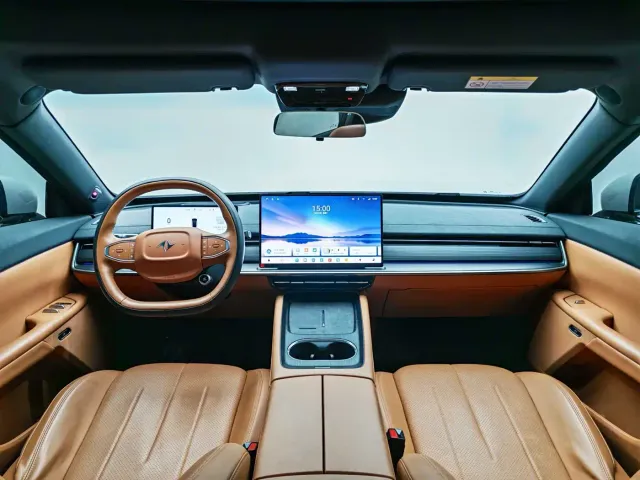 Dongfeng eπ 007 — Фото автомобиля 7