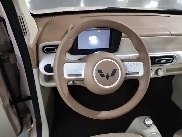 Wuling Hongguang Mini EV — Фото автомобиля 10