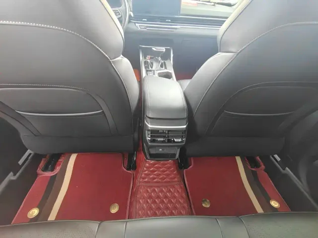 Geely Emgrand — Фото автомобиля 8