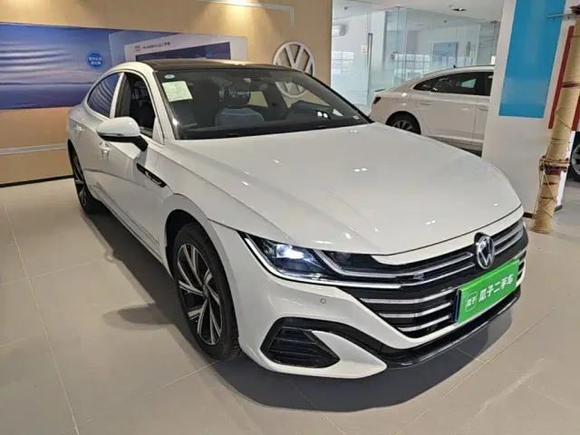Volkswagen CC — Фото автомобиля 3