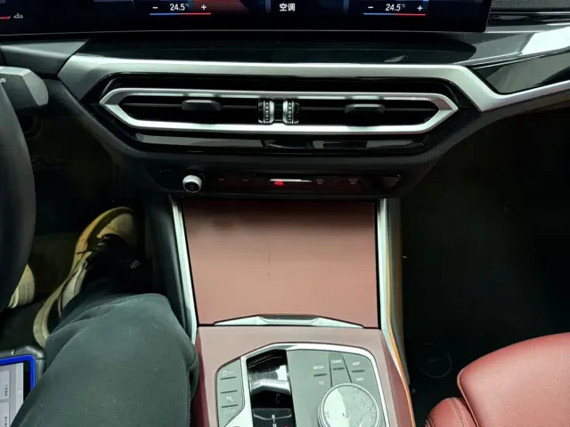BMW 3 Series — Фото автомобиля 9