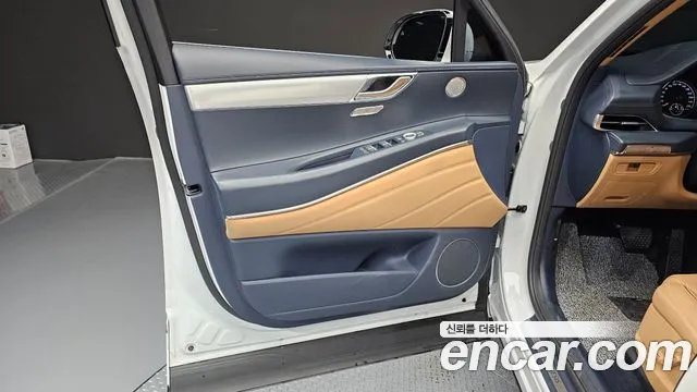 Genesis GV80 — Фото автомобиля 13