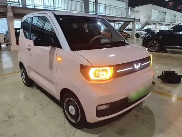 Wuling Hongguang Mini EV — Фото автомобиля 3