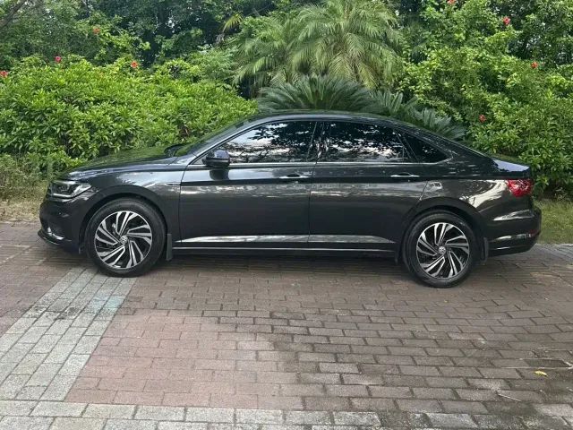 Volkswagen Sagitar — Фото автомобиля 3