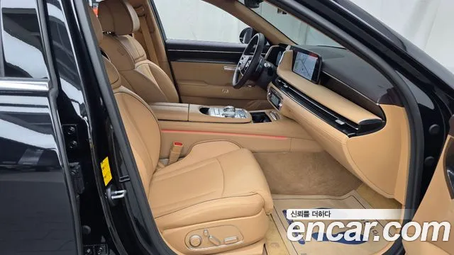Genesis G90 Бензин 3.5 турбо AWD — Фото автомобиля 24