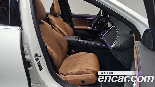 Mercedes-Benz E-Class W214 — Фото автомобиля 16