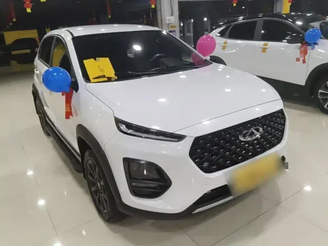 Chery Tiggo 3x 2024 1.5L CVT Excellence — Фото автомобиля 3