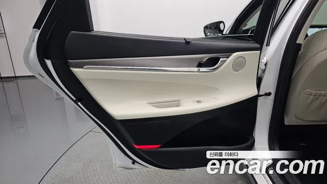 Hyundai Grandeur Новый Grandeur IG — Фото автомобиля 23