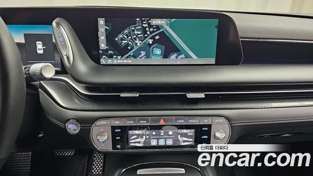 Genesis G90 Бензин 3.5 турбо AWD — Фото автомобиля 10