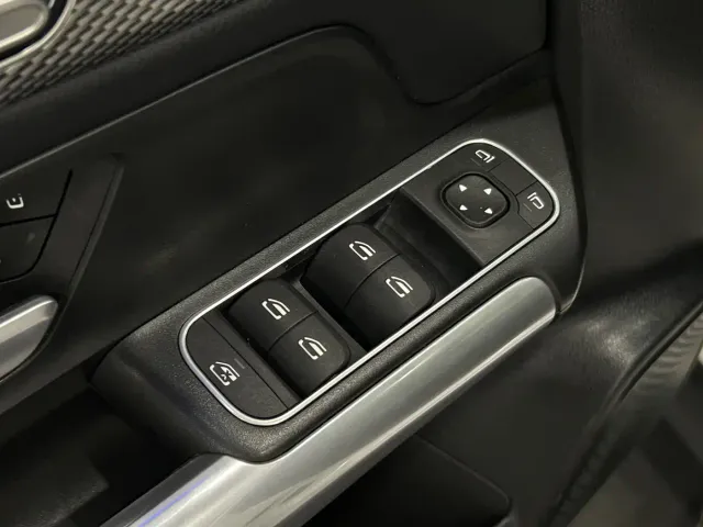 Mercedes-Benz GLA-Class — Фото автомобиля 17