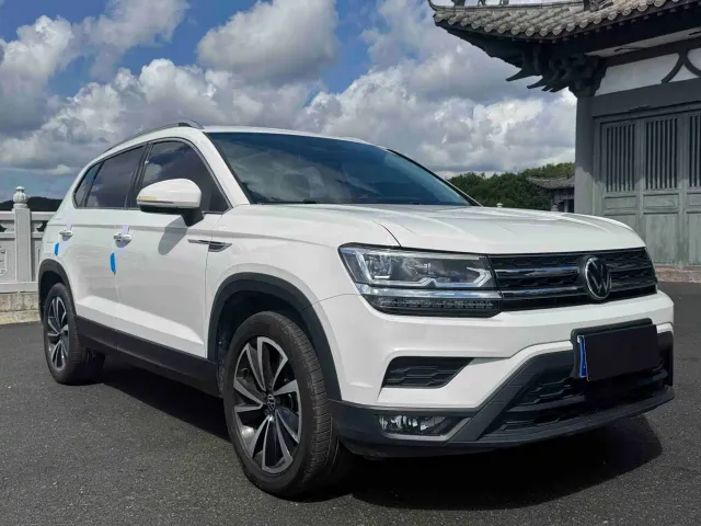 Volkswagen Tharu — Фото автомобиля 3