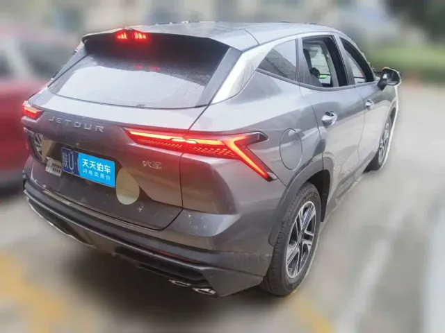 Jetour Dashing — Фото автомобиля 2