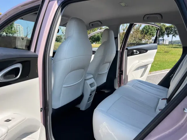 Geely Starry Wish — Фото автомобиля 11