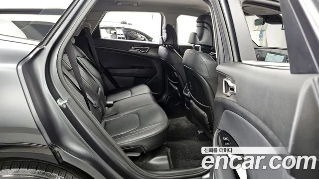 Kia Sportage Sportage 5-е поколение Бензин 1.6 турбо 2WD — Фото автомобиля 12