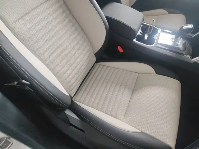 Land Rover Discovery Sport — Фото автомобиля 24