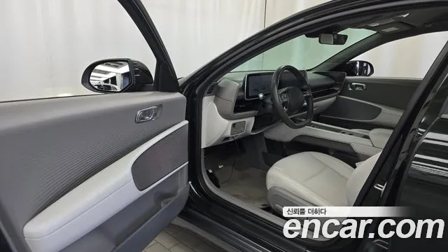 Hyundai Ioniq 6 — Фото автомобиля 15