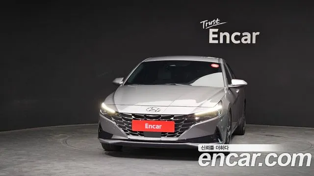 Hyundai AVANTE Inspiration — Фото автомобиля 3