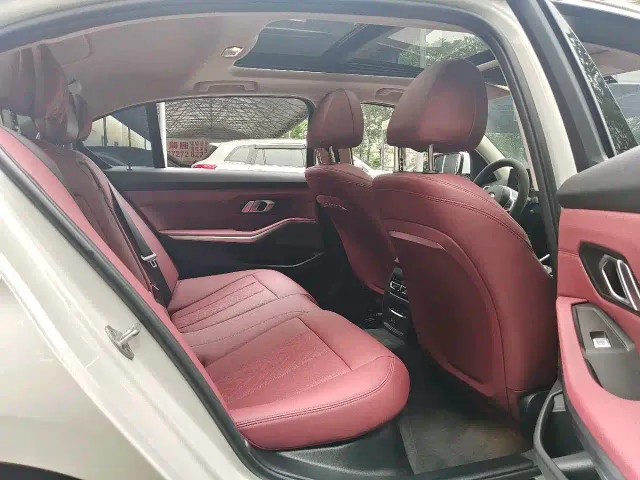 BMW 3 Series — Фото автомобиля 17