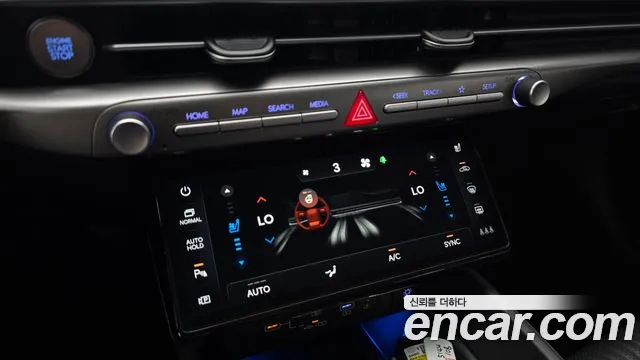 Hyundai Grandeur Grandeur (GN7) 2.5 Бензин 2WD — Фото автомобиля 30