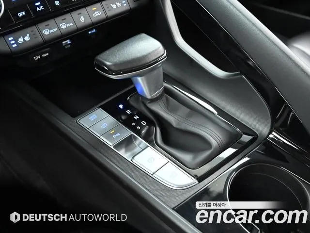 Hyundai AVANTE Avante (CN7) — Фото автомобиля 12
