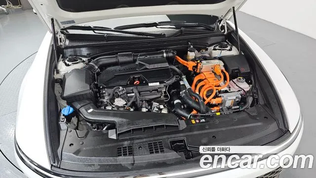 Hyundai Grandeur GN7 — Фото автомобиля 6