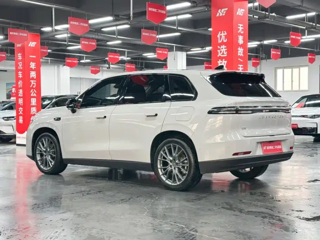 Leapmotor Leapmotor C10 2026 605 Delight Edition — Фото автомобиля 7