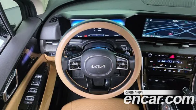 Kia Carnival Generation 4 — Фото автомобиля 13