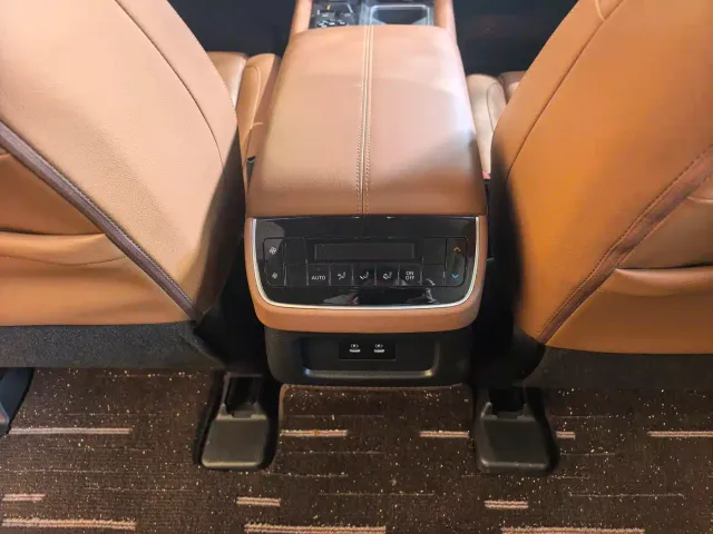 Nissan Terra — Фото автомобиля 14