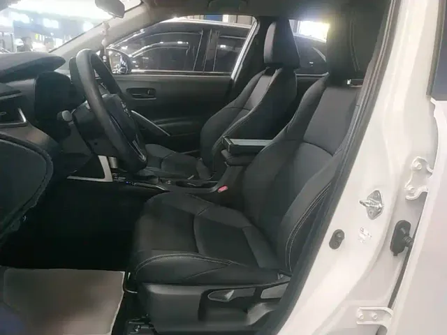Toyota Frontlander — Фото автомобиля 14