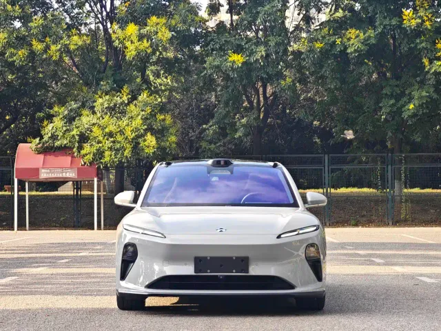 Nio ET5 — Фото автомобиля 2