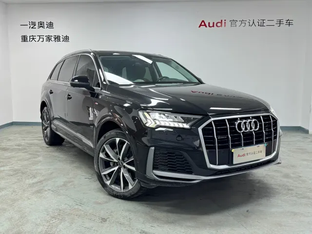 Audi Q7 — Фото автомобиля 3