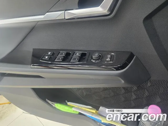 KG_Mobility_Ssangyong Torres Новый Torres Бензин 1.5 2WD — Фото автомобиля 16