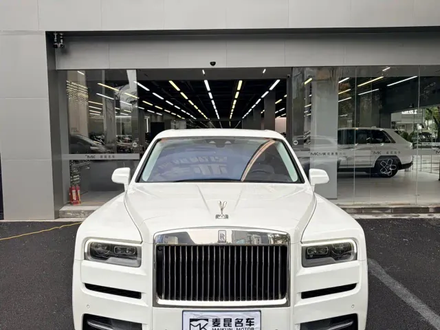 Rolls-Royce Cullinan — Фото автомобиля 2