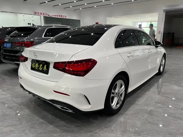 Mercedes-Benz A-Class — Фото автомобиля 4