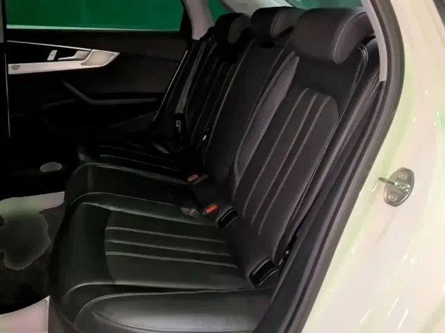 Audi A4L — Фото автомобиля 12